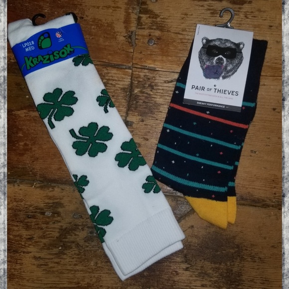 pair of thieves Other - Bundle/Lot mens 2 Pair of thieves Twin City Socks